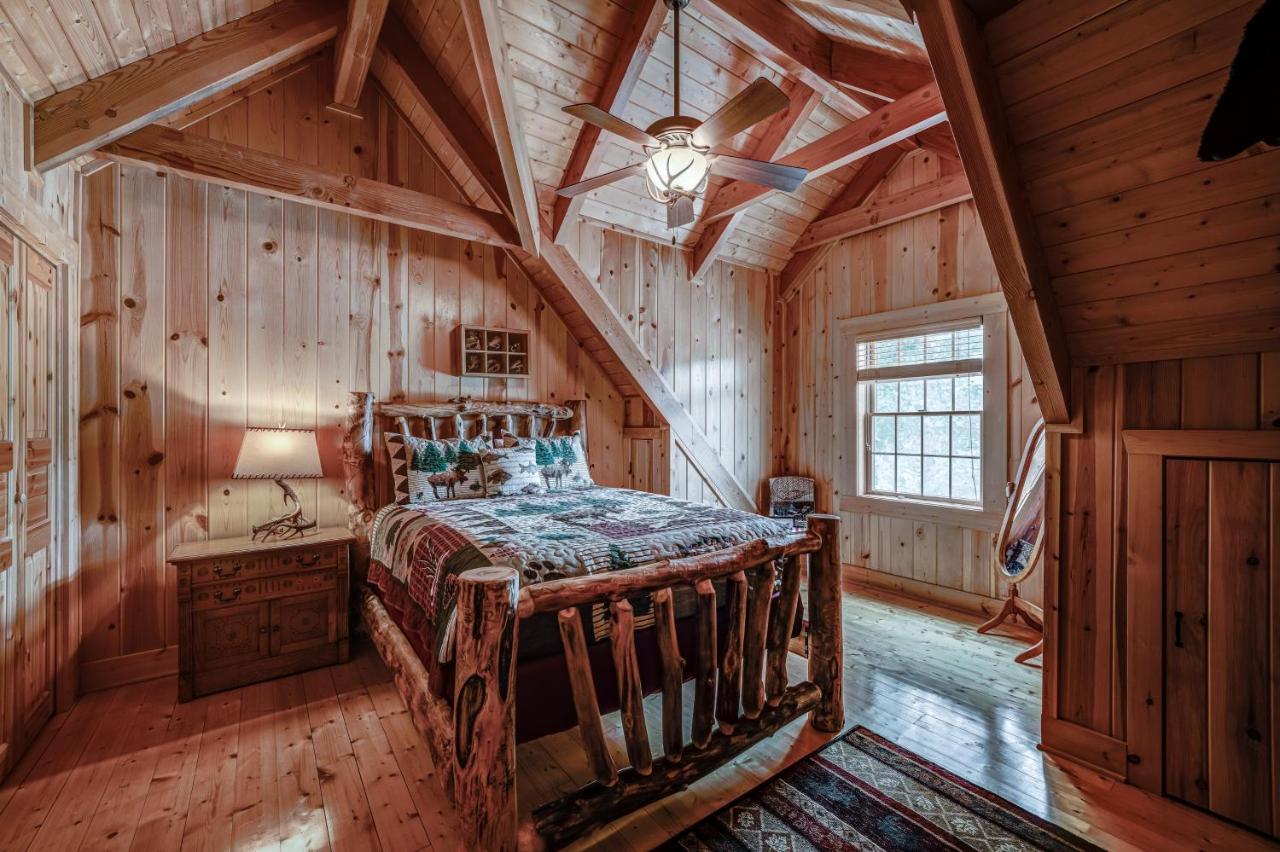 Log Haven Villa Dawsonville Exterior photo